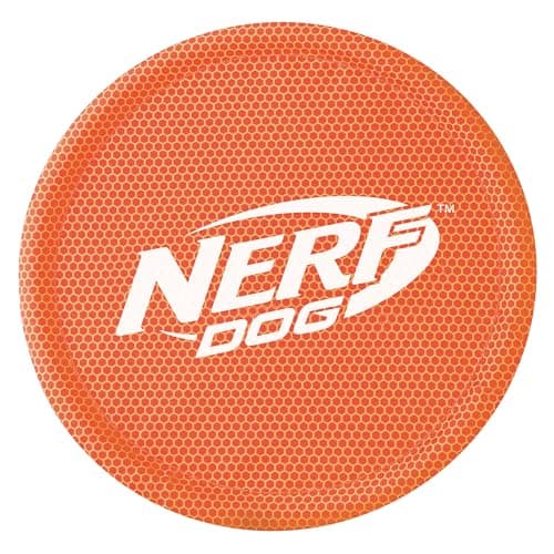 Nerf Dog Brinquedo de nylon para cachorro Frisbee, leve, durável e resistente à água, ótimo para praia e piscina, 23 cm de diâmetro, para raças médias/grandes, unidade única, laranja
